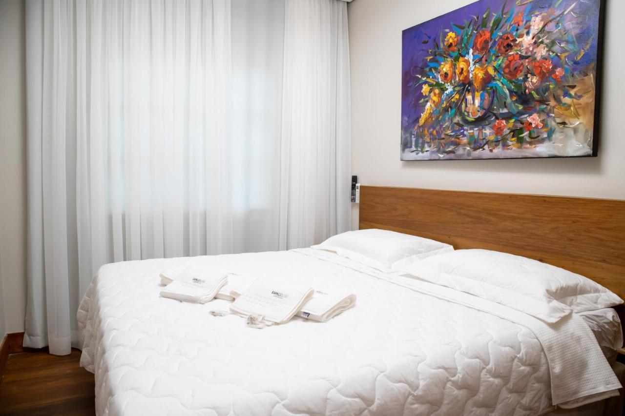 Espaco 250 - Apto Mobiliado, 3 Quartos, Sendo Uma Suite, Banheiro Social, Cozinha Completa, Sala De Estar, Ar Condicionado, Tv E Internet Tiradentes Zewnętrze zdjęcie